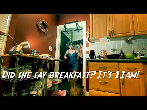 Middle-aged lady does 7 pull ups at end of 17-hour fast - Miss Moonshine tries again in high heels