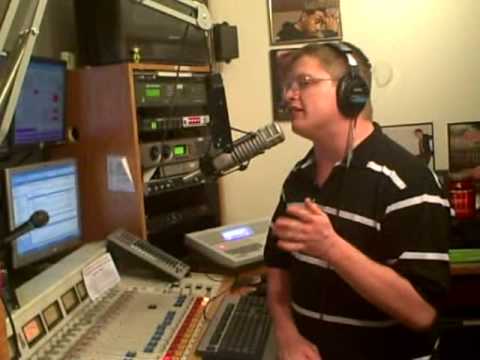 Holmes and the Freakshow 104.5 WSNX With Trust Fund Records 5-8-09