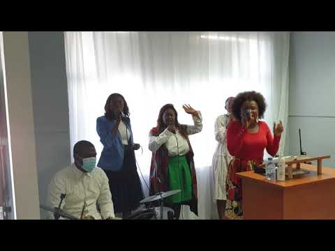 Pela Graça/ Soberanamente - Ministério de Louvor Adonai