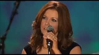 Martina McBride – &#39;Til I Can Make It on My Own Live