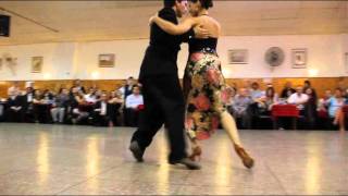 CRISTHIAN SOSA Y SABRINA GARCIA EN LA BALDOSA (MILONGA)