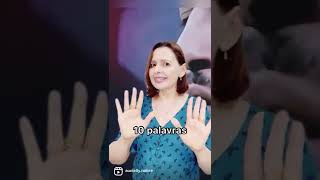O Hino Nacional Apresenta Muitas Palavras De Difícil Entendimento