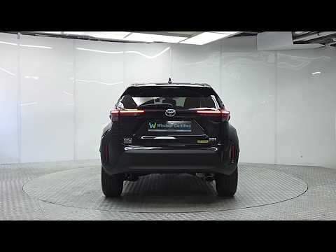 Toyota Yaris Cross Z Hybrid *Top spec* - Image 2