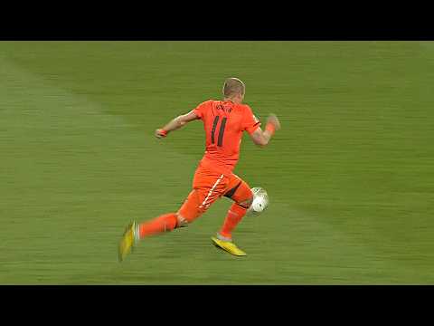 Top 10 Fastest Players In Football History