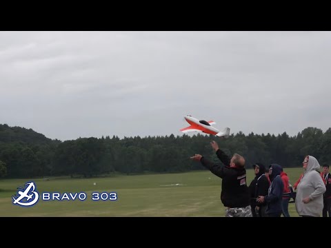 Cambria Fun Fighters Mass Fast Flight at Weston Park 2022 - RC Airplane Fun!