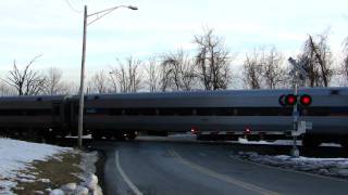 preview picture of video 'Hanover Road Grade Crossing'