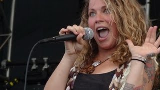 Hayley Jane and the Primates - Gathering of the Vibes