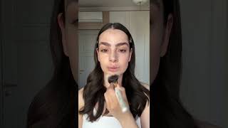 Увлажняющий тональный крем Catrice