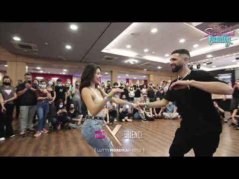 Lau & July @ BCN Sensual Family Xperience [Henry Santos, Luis Vargas - Una Mentirita]