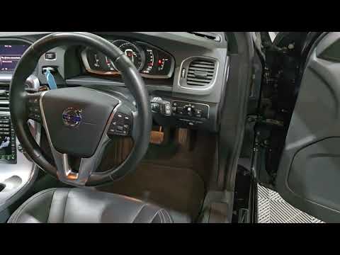Volvo V60 2.0 D4 DYNAMIC EDITION 190BHP AUTOMATIC - Image 2