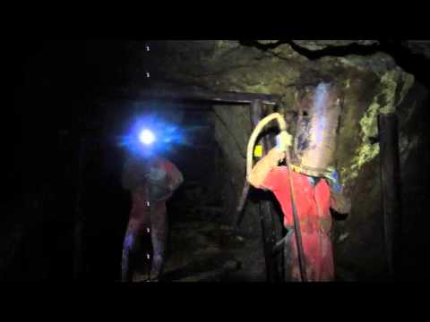 Zakázaná cesta - Total underground