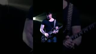 Download lagu solo guitar Melodi legend SYNYSTER GATES - DANGER LINE🔥🤘 mp3 Download lagu solo guitar Melodi legend SYNYSTER GATES - DANGER LINE🔥🤘 mp3