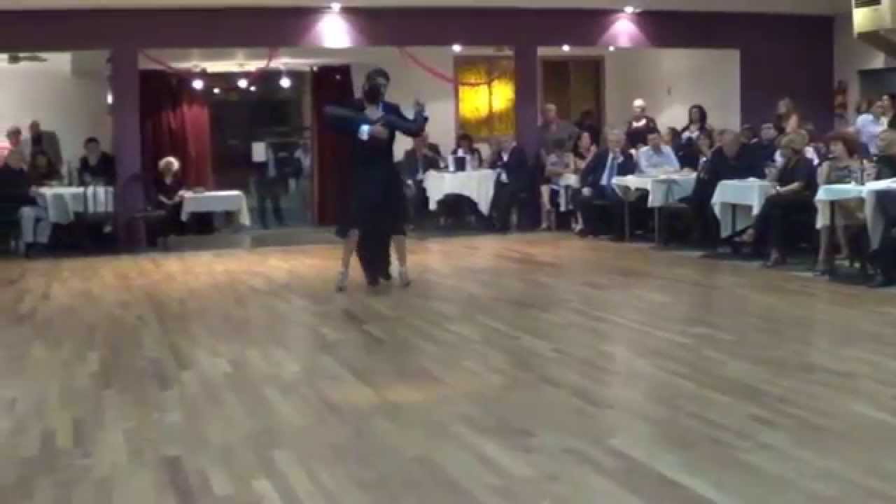Luciana Arregui y Andrés Laza Moreno Tango "El Abrojo" (Jueves 15-05-14)