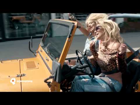 mJam Music Video - Britney Spears & Iggy Azalea, Pretty Girls