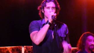 preview picture of video 'Joe Nichols ~ Tequila Makes Her Clothes Fall Off ~ Freeport, IL ~ 7-17-10'