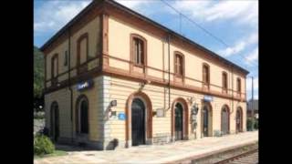 preview picture of video 'Annunci Treni alla Stazione di Dervio'