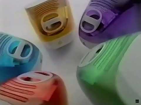 Steve Jobs introduces the first multicoloured iMac in 1999