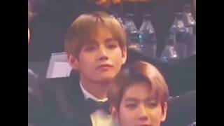 Download lagu Exo Baekhyun and Bts V checking out Mammamo 😂 mp3