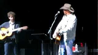 Toby Keith Tribute to Roger Miller 'Got 2 Again' Austin TX