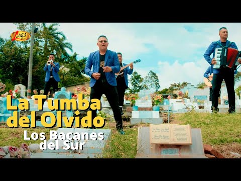 Los Bacanes Del Sur - La Tumba Del Olvido (Video Oficial) | Banda Norteña
