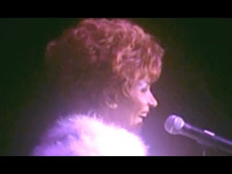 Shirley Bassey - I Wish You Love (1997 Live in Belgium)