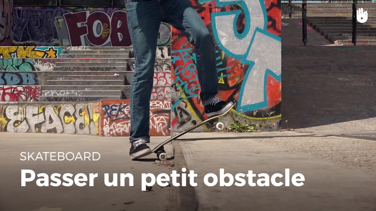 Passer un petit obstacle - Apprendre à faire du skateboard | Sikana