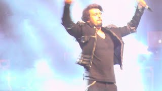MASTI: ♫ Phir Milenge Chalte Chalte ♫ - Energetic Performace by Sonu Nigam in the Netherlands 2018