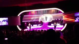 (Intro) Beautiful Women &amp; Muzak - Boyz II Men (Mirage Las Vegas 2013)
