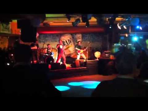 NOXOUT @ La Birraria