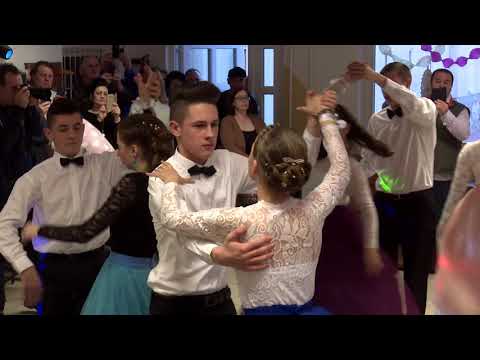 A 8. osztályosok keringője a Klafszky tagiskola farsangi bálján - 2020.02.22.