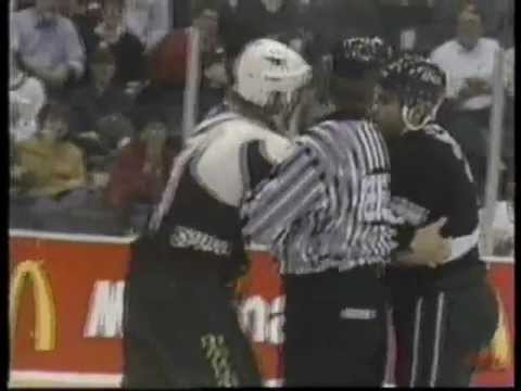 Rick Tocchet vs. Derian Hatcher (3-6-95)