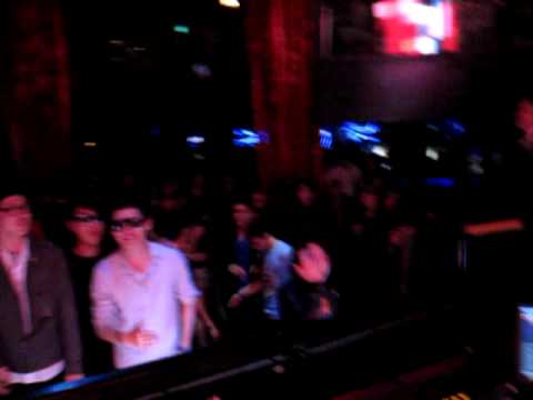 Damian Saint @ Club Answer in Seoul playing Neon Stereo - Delta