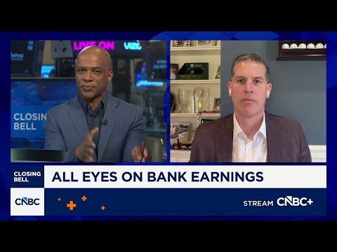 Largest banks trade at higher multiples than smaller banks now, says KBW's Chris McGratty