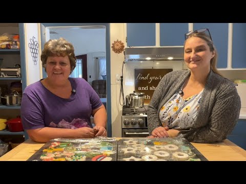 The Easiest No Spread Sugar Cookie Ever | Great for Gift Giving | Christmas Baking