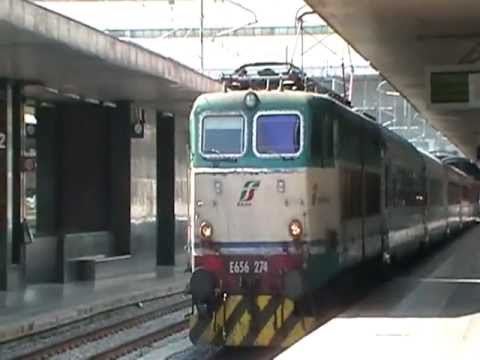 E656.274 in partenza con l' IC 707 Roma Termini - Taranto