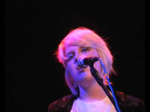 Lucy Ward sings "The King of Rome"