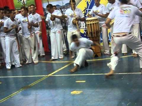 pernalonga 1 abada capoeira