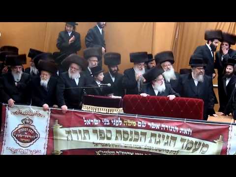 Montreal Vizhnitzer Rebbe 2013 Rabbi Menachem Mendel Hage