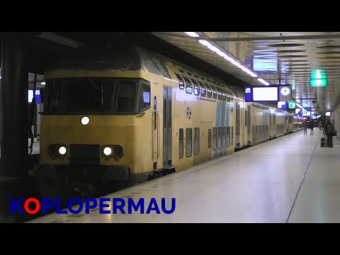 Aankomst en vertrek dubbele DDAR op Schiphol Airport!