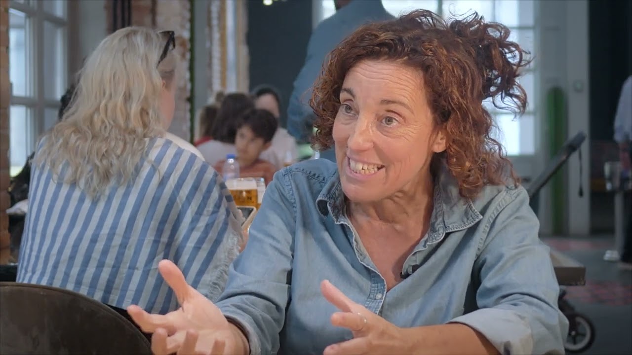 Premis Lladonosa - Mónika Aranguren, El Repartidor