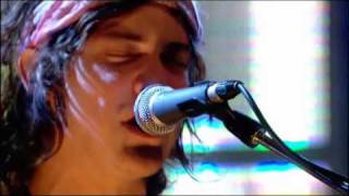 MGMT - Pieces Of What (Live Jools Holland 2008)