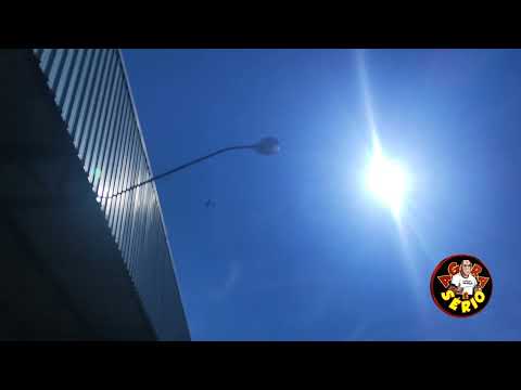 AVIÃO SOBREVOANDO JUQUITIBA ANTES DA QUEDA.