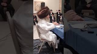 הרב אלימלך בידרמן שליט"א (הרב יוסף צבי בן פורת) - התמונה מוצגת ישירות מתוך אתר האינטרנט יוטיוב. זכויות היוצרים בתמונה שייכות ליוצרה. קישור קרדיט למקור התוכן נמצא בתוך דף הסרטון הרב אלימלך בידרמן שליט"א (הרב יוסף צבי בן פורת) - התמונה מוצגת ישירות מתוך אתר האינטרנט יוטיוב. זכויות היוצרים בתמונה שייכות ליוצרה. קישור קרדיט למקור התוכן נמצא בתוך דף הסרטון