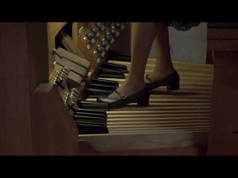 Fugue in d minor by J. S. Bach (1685-1750). Organist, Julia Lee