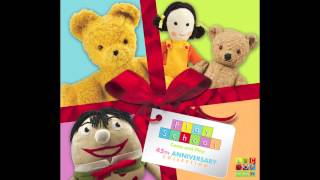 Play School - Teddy Bear's Picnic (Official Audio)