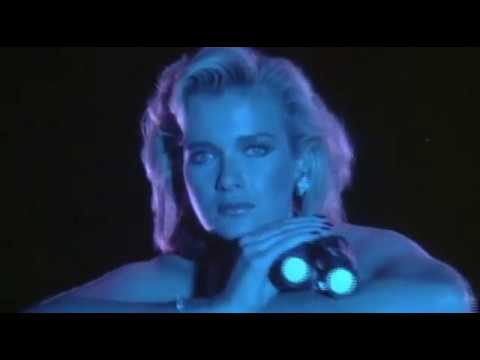 James Bond: Bir Cinayete Bakış Fragman