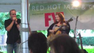 Suzie Vinnick and Friends - The Honey I Want