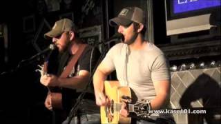 Easton Corbin - This Far From Memphis