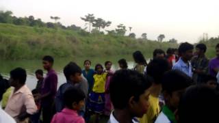 preview picture of video 'Funkatal's KailMaa bisarjan at Shikarpur River 2014'