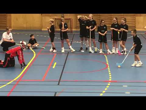 Avgörande straffen i strafftävlingen Selected Player LTC Kärra 2019-10-29